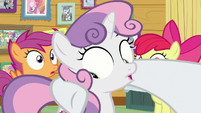 Rarity putting a hoof around Sweetie Belle S7E6