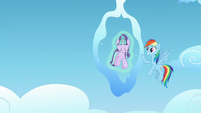 Starlight goes through cloud ring S5E26