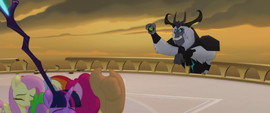 The Storm King raises another obsidian sphere MLPTM