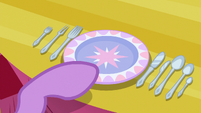 Twilight "this plate represents your head" S06E06