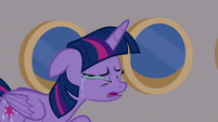 Twilight Sparkle sobbing S7E22