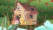 Applejack Cutie Mark Crusaders clubhouse S1E18