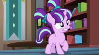 Filly Starlight sees Sunburst walking away S5E26