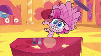 Pinkie Pie falling over disoriented PLS1E1b