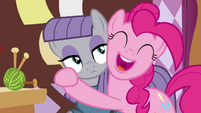 Pinkie Pie hugging Maud S4E18