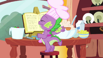 Spike gulping S3E11