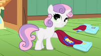 Sweetie Belle "and capes!" S01E17