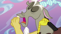 Discord yawning S6E25