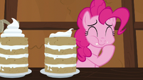 Pinkie Pie discreetly eating some whipped cream S7E11