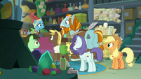 Rockhoof talking to Mage Meadowbrook S8E21