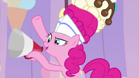 Pinkie Pie "the coolest attraction" MLPS5