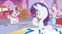 Rarity sees Sweetie tripping over the appliqués while carrying sequins S4E19