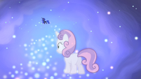 Sweetie Belle and Luna in starry dreamscape S4E19