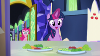 Twilight "we better cover them up" S5E19