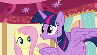 Twilight calms herself S5E11