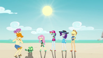 Fluttershy and friends watch Tank as time passes EGDS14