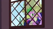 Twilight speaking to spike S01E09