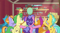 Applejack's class doing trust falls S8E2