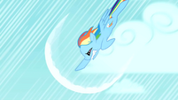 Rainbow Dash charges S01E16