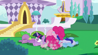 Twilight and friends crash to the ground S5E12