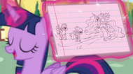 Twilight levitating flash card showing Celestia and two flyers S4E21