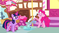 Twilight walking S4E12