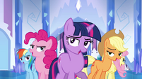 Main ponies cheer formation S03E12