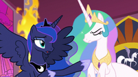 Princess Luna -in order to defeat Daybreaker- S7E10