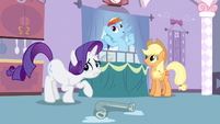 Rarity can he do this S3E9