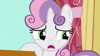 Sweetie Belle "anypony know if griffons ever get tired?" S6E19