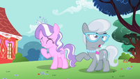 What a lame cutie mark.