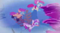 A flashback of the CMC diving S6E4