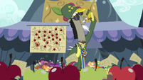 Discord saluting to the living apples S9E23