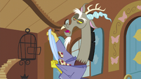 Discord stuffs teacakes down his shirt S5E7