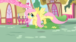 Fluttershy follows the CMC S1E17