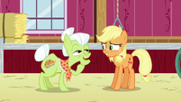 Granny Smith remembering her first apple blight S6E23