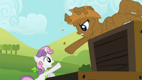 Rarity reaches out to Sweetie Belle S02E05