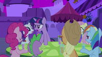 Twilight with hooves on the table S2E25
