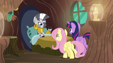 Zecora thanking Fluttershy S7E20