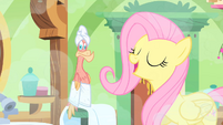 Fluttershy deep breath S01E22