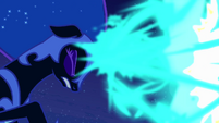 Nightmare Moon losing to her sister S4E02