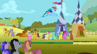 Rainbow Dash's long jump attempt S01E13
