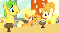 S01E23 Mała Applejack opowiada o życiu na farmie