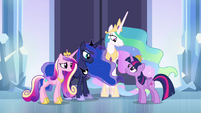 Twilight talking to other princesses S4E25