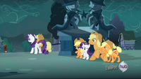 Applejack and Rarity switch out S3E5