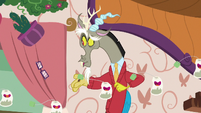 Discord tossing his glasses away S7E12