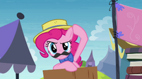 "Hey, everypony! Step right up!"