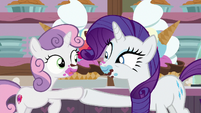 Rarity and Sweetie Belle hoof-bump S7E6