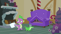 Spike looks for Pinkie Pie S03E11