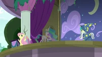 Fluttershy introduces Celestia to the stage S8E7